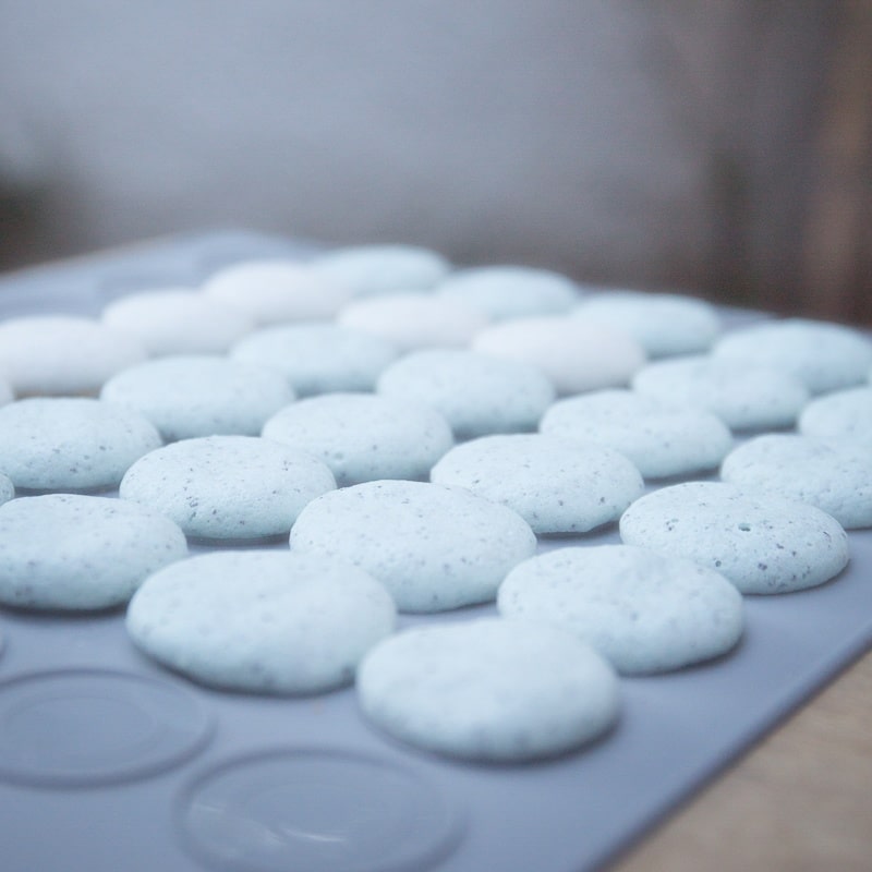 Wiederverwendbar Belmalia Macarons Backmatte aus Silikon für perfekte Makronen Blau Antihaft Silikonform