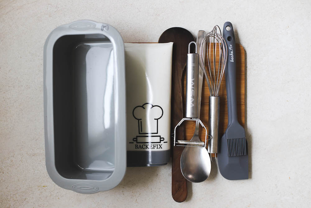 Plastik reduzieren im Haushalt Küchenutensilien und Backutensilien zum Wiederverwenden