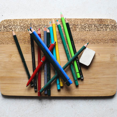 Buntstifte und Bleistifte aus Holz Radiergummi