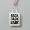 Hand trägt Baumwolltasche Motiv Back Back Baby